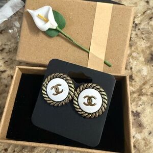 AUTHENTIC Chanel Gold and White Button Earrings - stamped